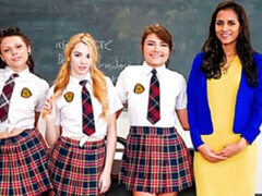 Blond, Braziliaans, Zoenen, Likken, Kut duiken, Strippen, Tiener, Trio