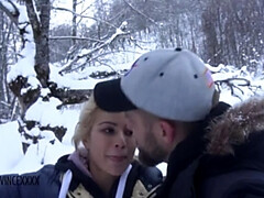 Sucer une bite, Hard, Hd, Public, Serbe, Étudiant, Avaler, Adolescente