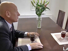 Grote kont, Grote lul, Rijpe lesbienne, Klein, Kut duiken, Kousen