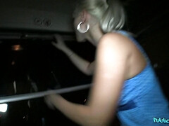 Amateur, Nana, Blonde, Sucer une bite, Tromperie, De plein air, Pov, Public