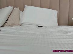 足, フェティッシュ, 指いじり, 露出狂, 足フェチ, オナニー, ハメ撮り, おもちゃ