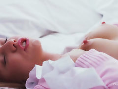 Braunhaarige, Masturbation, Orgasmus, Zierlich, Russisch, Solo, Jungendliche (18+), Titten