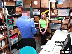 Blondine, Blasen, Geschnappt, Hardcore, Büro, Zierlich, Realität, Jungendliche (18+)