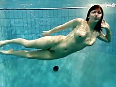 18 летние, Большие сиськи, Женщины, Хд, Бассейн, На публике, Душ, Под водой