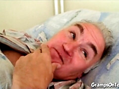 18 ans, Tir de sperme, Fétiche, Grandpère, Hard, Masturbation, Infirmière, Adolescente