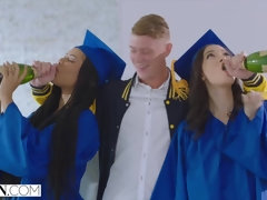 Lamer culo, Negro, Corrida, Sexo duro, Estrella porno, Coño, Montar, Trio