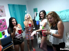 Culo, Culo grande, Mamada, Morena, Latina, Fiesta, Perforación, Coño