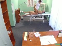 Éjaculation interne, Médecin, En levrette, Infirmière, Bureau, Chatte, Uniforme, Voyeur
