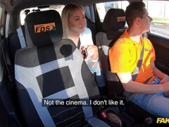 Blondine, Blasen, Auto, Jeans, Küssen, Im freien, Pov, Muschi