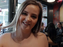 Américain, Salle de bains, Blonde, Sucer une bite, Queue, Pov, Public, Chatte