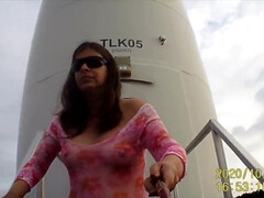 Amateur, Holandés, Madres para coger, Al aire libre, Público, Solo, Tetas, Puta