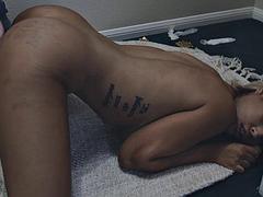 Grosse bite, Gros seins, Blonde, Femme couguar, Tir de sperme, Fétiche, Hard, Nénés