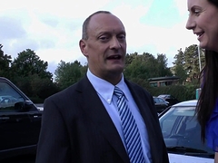 English mature beauty seduces random stranger