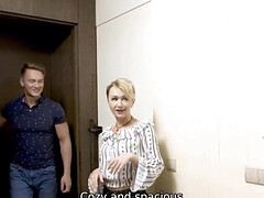 Tussi, Blondine, Blasen, Handjob, Pornostars, Russisch, Rasiert, Kurzes haar