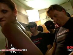 フェラチオ, イく瞬間, 顔射, ドイツ人, グループ, ハードコア, 馬乗り, オッパイの