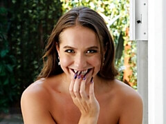 Grote kont, Grote lul, Pijpbeurt, Bruinharig, Hondjeshouding, Interraciaal, Mager, Tiener