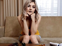 デカ尻, デカパイ, ブロンド, 指いじり, オナニー, ガリガリ, ティーン, おもちゃ