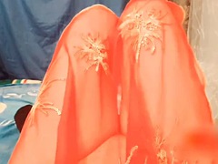 Amateur, Beauté, Gros seins, Masturbation, Public, Solo, Plan cul à trois, Nénés