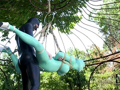 Bondage discipline sadomasochisme, Grote mammen, Brits, Rondborstig, Diep in de keel, Hd, Latex, Tepels