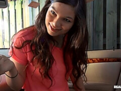 Blasen, Braunhaarige, Auto, Hundestellung, Pov, Rasiert, Jungendliche (18+), Titten