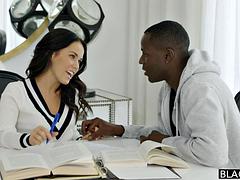 Verga grande, Negro, Mamada, Morena, Ébano, Corridas faciales, Interracial, Tetas