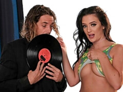 Verga grande, Tetas grandes, Morena, Estilo perrito, Peludo, Tetas naturales, Tatuaje, Adolescente