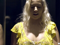 Kont, Blond, Pijpbeurt, Lul, Hardcore, Kut duiken, Tiener, Tieten likken