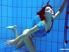 18 jahre, Leie, Natürlich, Pool, Muschi, Solo, Jungendliche (18+), Unter wasser