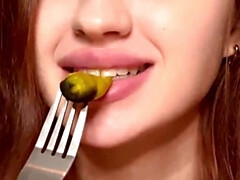 Amateur, Culo grande, Morena, Estilo perrito, Vestido, Primera ves, Pov, Tatuaje