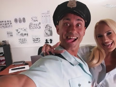 デカ尻, デカパイ, ブロンド, 巨乳な, チェコ, 毛深い, ピアス, ポルノスター