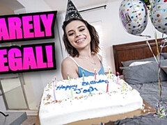 18 jaar, Pijpbeurt, Broeder, Interraciaal, Natuurlijke tieten, Geschoren, Kort haar, Zusters