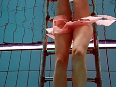 Hembra, Fetiche, Pequeña, Polaco, Piscina, Solo, Adolescente, Bajo el agua