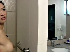 Asiático, Tetas grandes, Al aire libre, Piscina, Montar, Transexual, Ducha, Tetas
