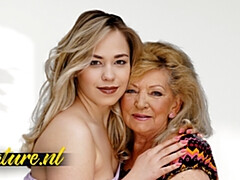 Culo, Rubia, Rostro sentado, Primera ves, Abuelita, Lamidas, Adolescente, Tetas