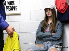 Kont, Grote mammen, Pijpbeurt, Bruinharig, Vingeren, Natuurlijke tieten, Kut duiken, Tiener