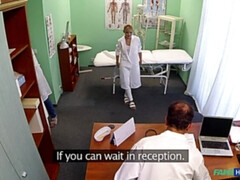 Arsch, Blasen, Arzt, Aufs gesicht abspritzen, Fingern, Handjob, Krankenschwester, Muschi