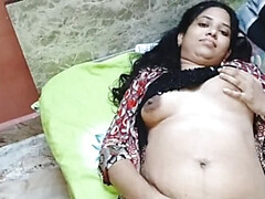 Desi Stepsister First Time Pussy Licking - Big Ass & Natural Tits - Apple Porn