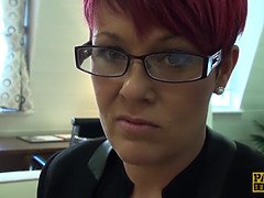 Bondage discipline sadomasochisme, Pijpbeurt, Brits, Sperma shot, Vernedering, Moeder die ik wil neuken, Roodharige vrouw, Secretaresse