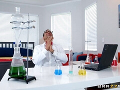 Gros seins, Brunette brune, Plantureuse, Hard, Actrice du porno, Réalité, Tatouage, Mouillée