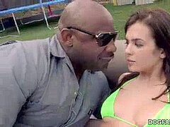 Keisha Grey screws Mr. King's ebony jizz-shotgun