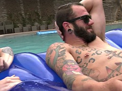 Pool bi interracial threesome with alternative beauty