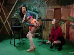 Culo, Verga grande, Dominacion femenina, Penetracion con dedos, Humillación, Lesbiana, Coño, Esclavo