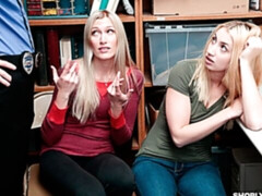 ブロンド, フェラチオ, 捕まる, バック, 手コキする, ティーン, ユニフォーム