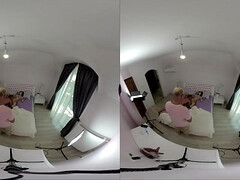 In den arsch, Grosser schwanz, Grosse titten, Hardcore, Latina, Pool, Realität, Flotter dreier