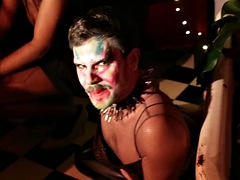 Fétiche, Groupe, Douche