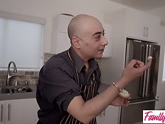ブロンド, フェラチオ, エロ熟女, 女 人男 人, 淫乱熟女, 母, 義母, 三人