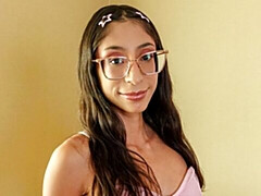 18 jahre, Leie, Grosser arsch, Dildo, Masturbation, Muschi, Entkleiden, Jungendliche (18+)