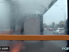 Brunette brune, Exhib, Public, Nénés