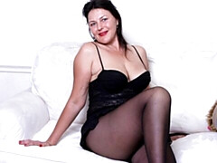 Большая жопа, Большие сиськи, Брюнетки, Пухленькие, Пальцем, Мастурбация, Зрелые, Стриптизерша