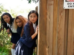 お尻, 茶髪の, バック, 黒人, 手コキする, 異人種間, プール, ティーン